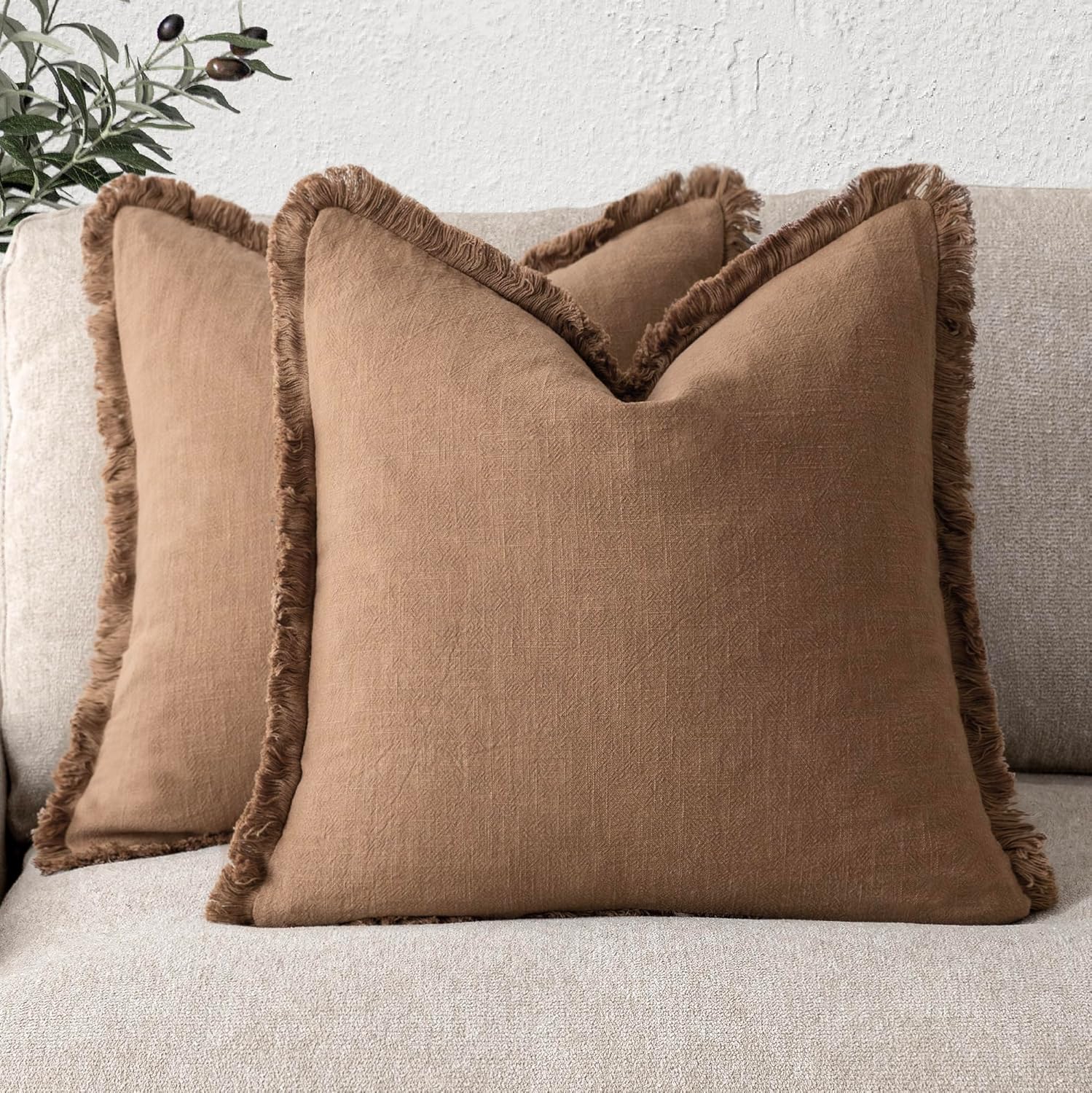 Foindtower Set of 2 Decorative Linen Fringe Throw Pillow Covers Cozy Boho Farmhouse Cushion Cover with Tassels Soft Accent Pillowcase for Couch Sofa Bed Living Room Home Decor,18×18 Inch,Navy Blue