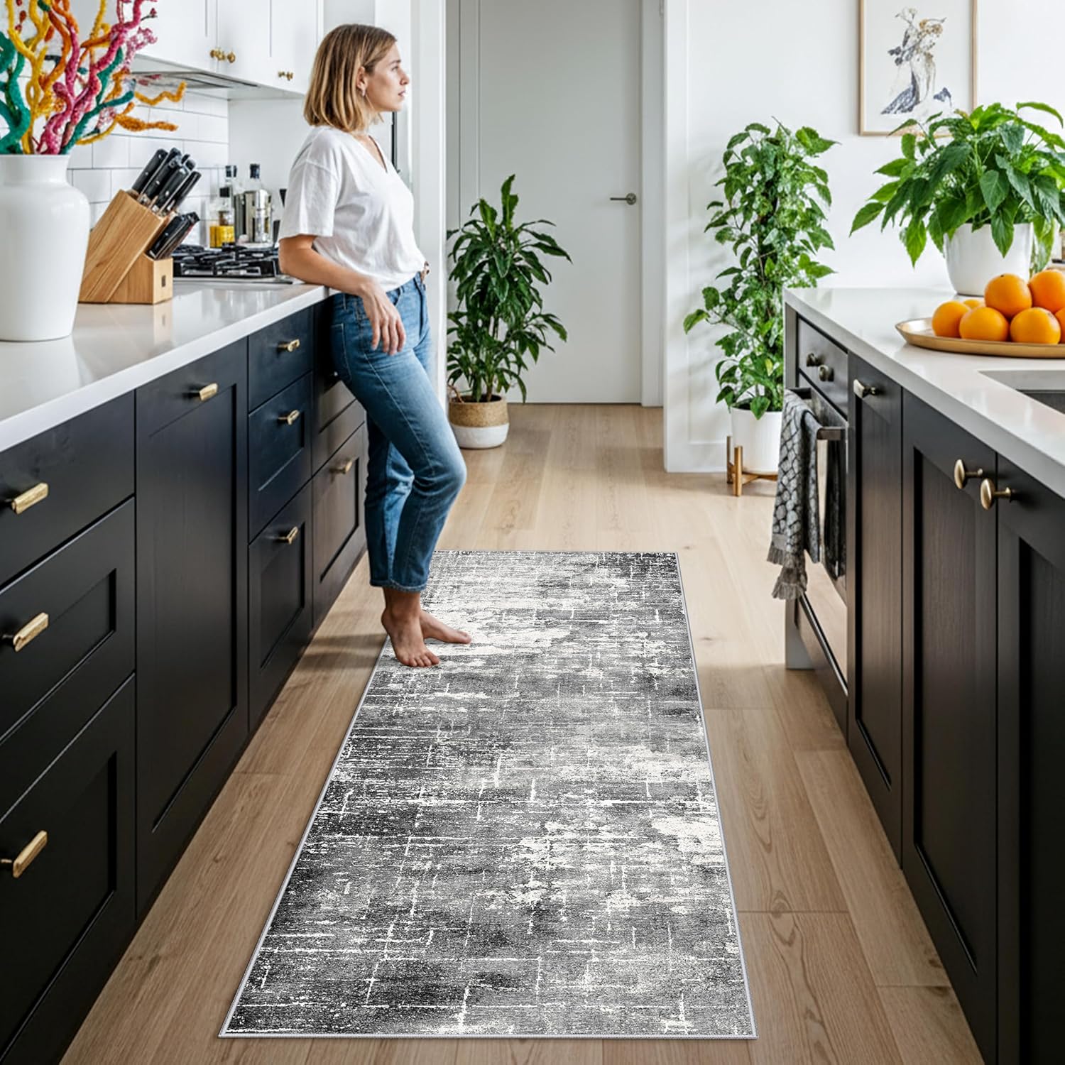 Washable 2x3 Entryway Area Rug - Neutral Kitchen Rug Runner Vintage Soft Floor Mat Non Slip Indoor Farmhouse Carpet for Bathroom Living Room Bedroom (2 X 3, Beige)