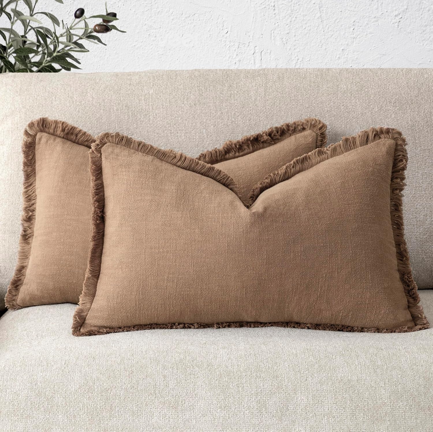 Foindtower Set of 2 Decorative Linen Fringe Throw Pillow Covers Cozy Boho Farmhouse Cushion Cover with Tassels Soft Accent Pillowcase for Couch Sofa Bed Living Room Home Decor,18×18 Inch,Navy Blue