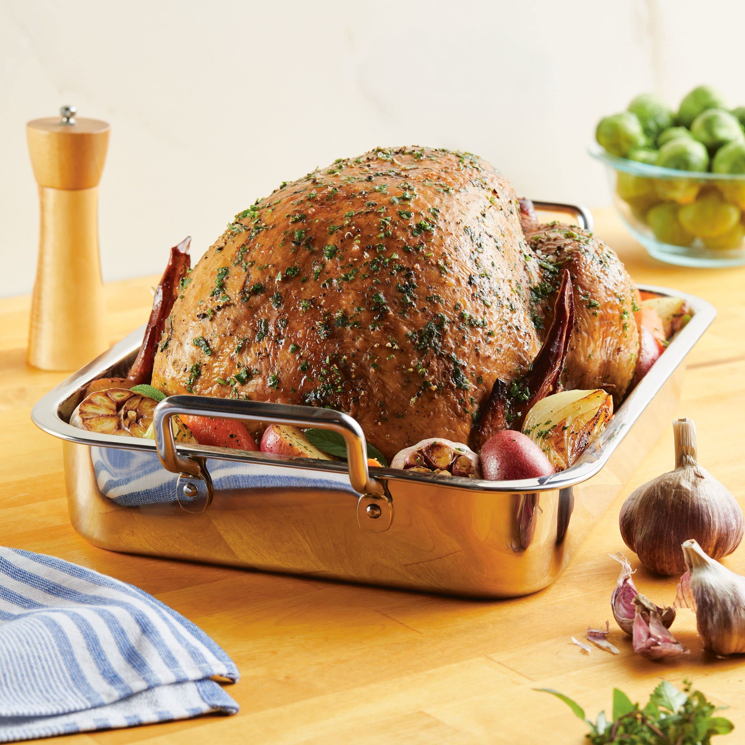 Farberware Bakeware Nonstick Steel Roaster with Flat Rack, 11-Inch x 15-Inch, Gray
