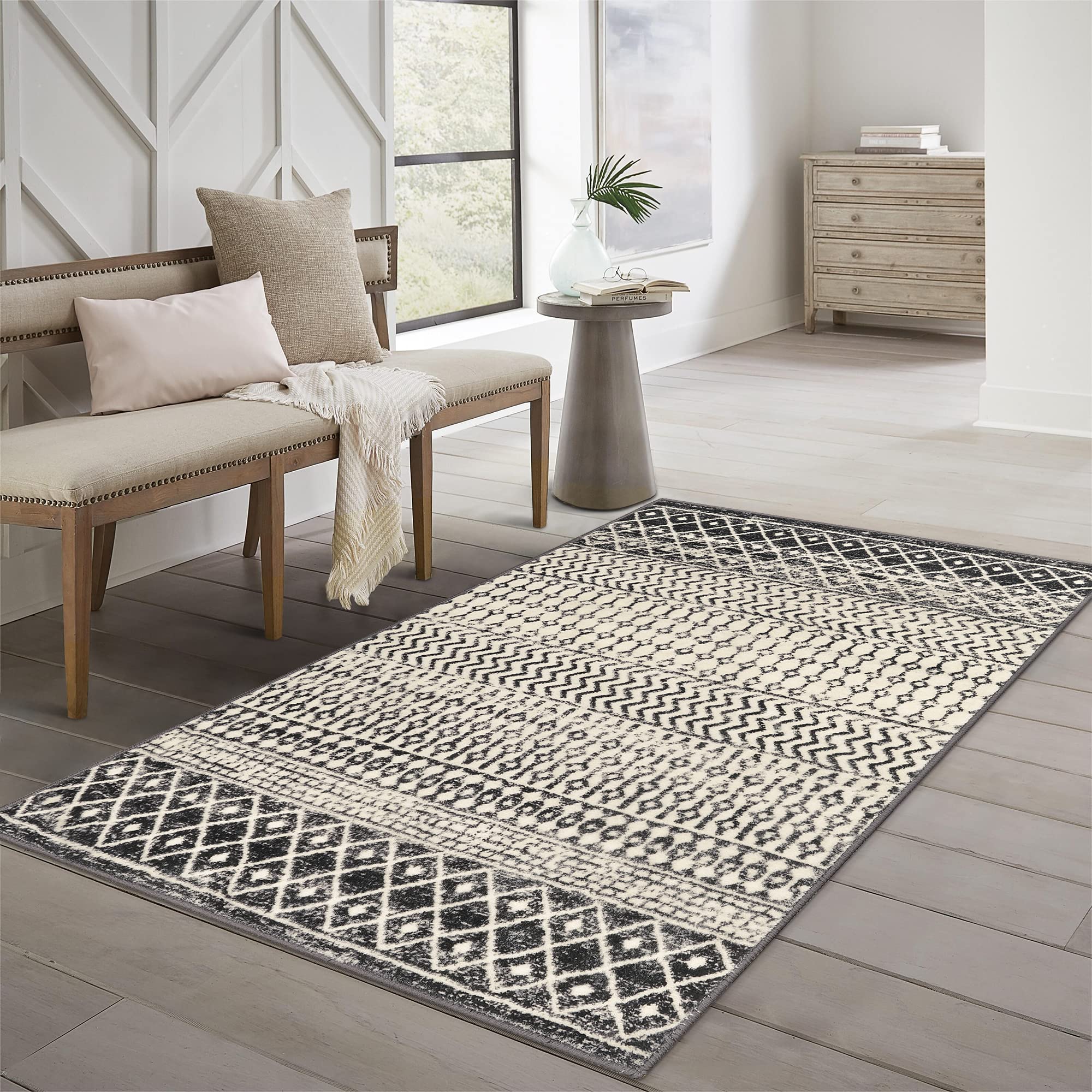 Moroccan Washable Rugs, 2x3 Light Grey Rug Non-Slip Small Distressed Entryway Rugs, Soft Low-Pile Bedroom Rug Indoor Doormat Carpet for Entryway Kitchen Bathroom