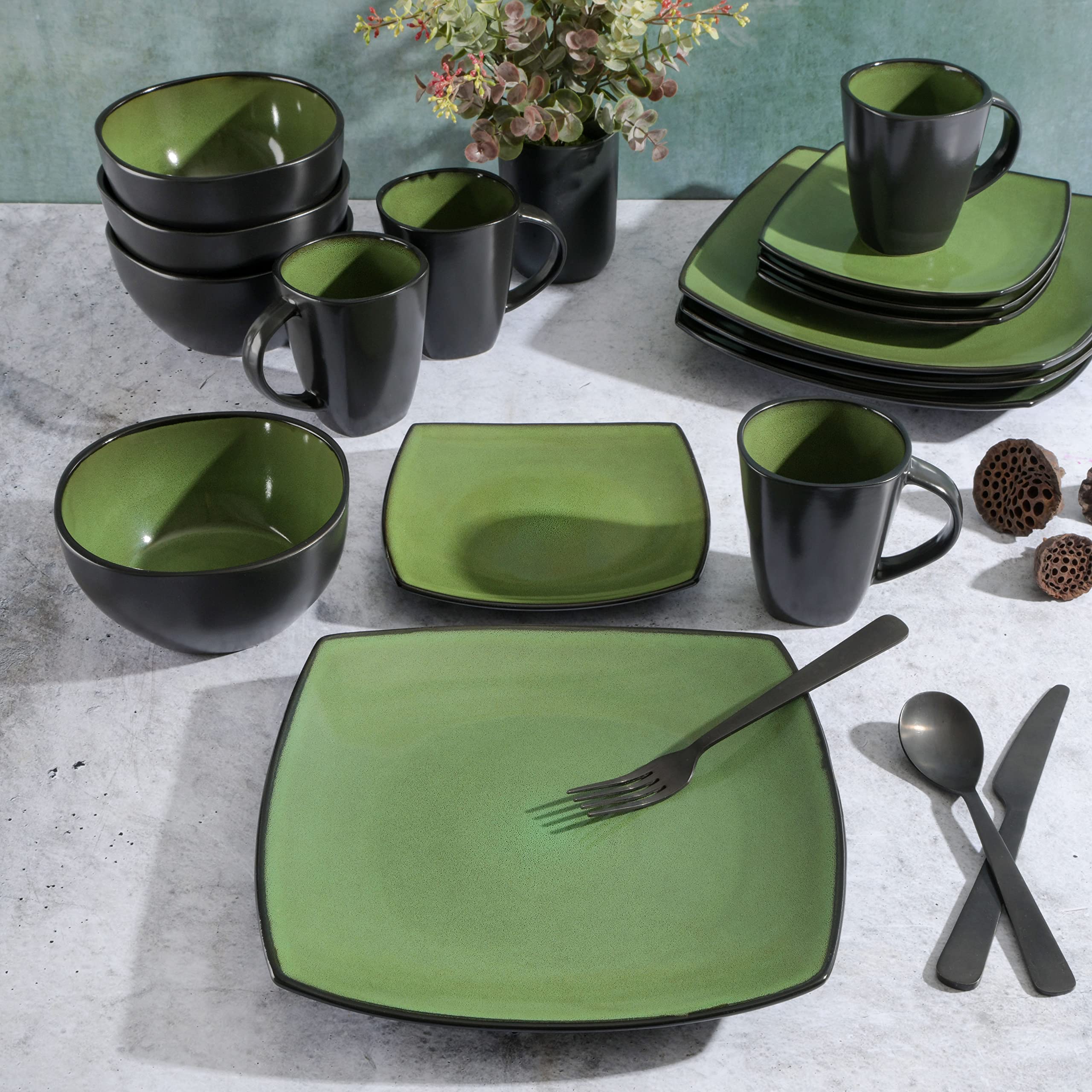 Gibson Elite Soho Lounge Square 16-Piece Dinnerware Set, Service for 4, Reactive Glaze Stoneware Plates and Bowls, Modern Dishes, Microwave & Dishwasher Safe – Red and Black