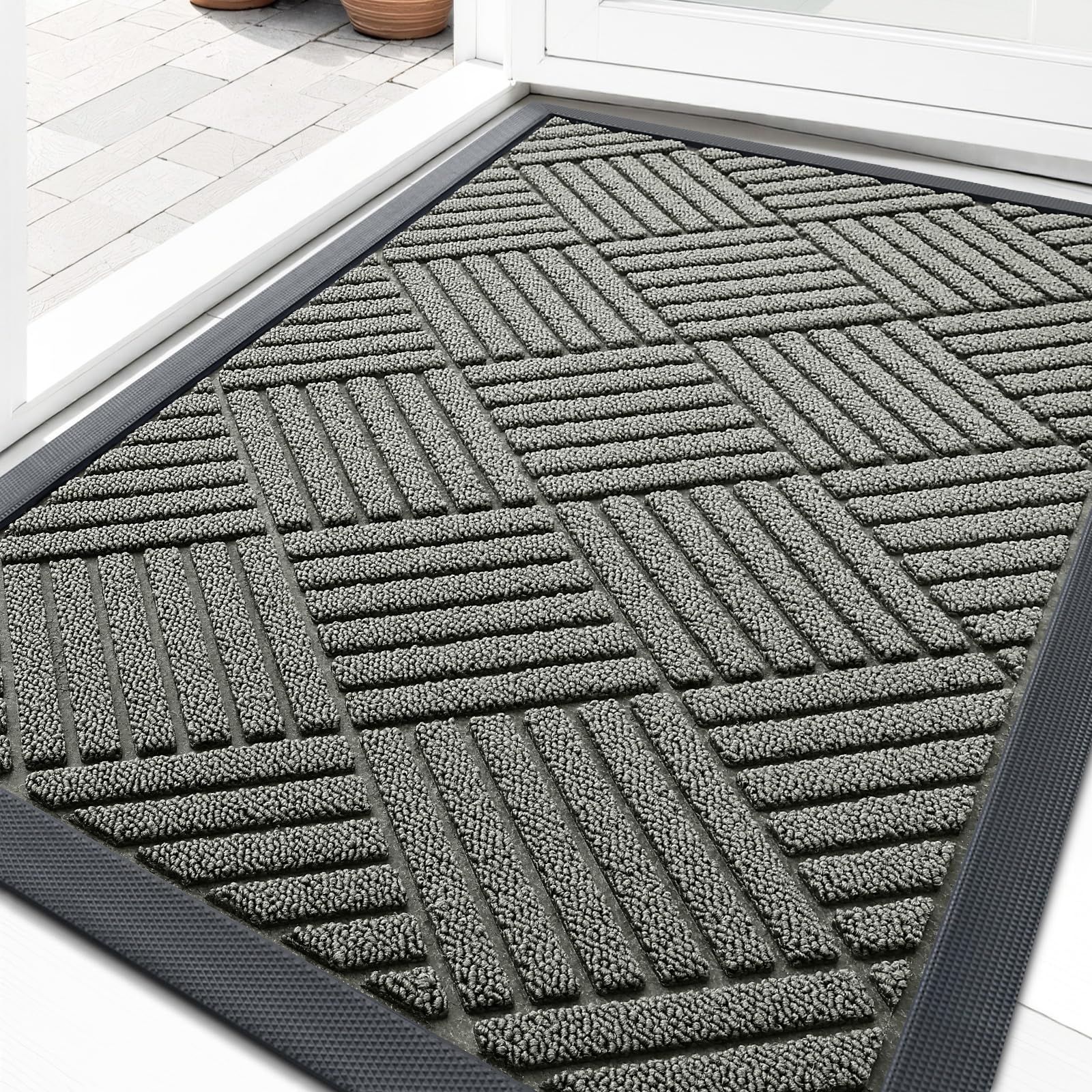 OLANLY Front Door Mat Outside Entrance 29.5x17, Absorbent, Heavy Duty Sturdy Natural Rubber Doormat Indoor Outdoor, Stain and Fade Resistant, Non-Slip Low Profile Floor Mat for Entryway, Grey Diamond